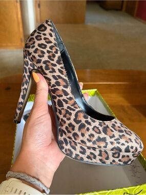 City Strats Leopard Print Platform Heels